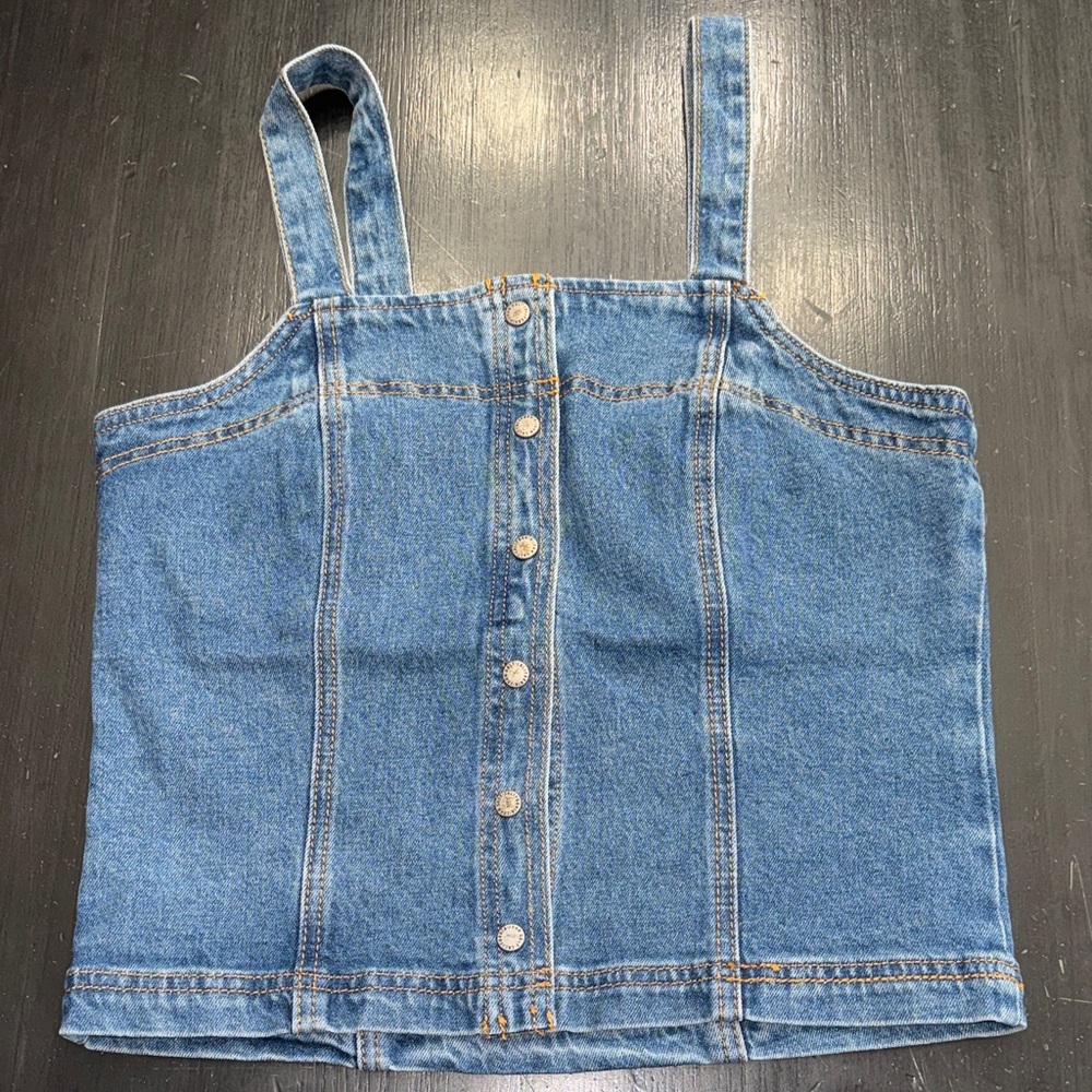 john galt for brandy melville denim tank top. one size. front snaps work.
